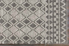 Coyne Global Medium Gray Area Rug