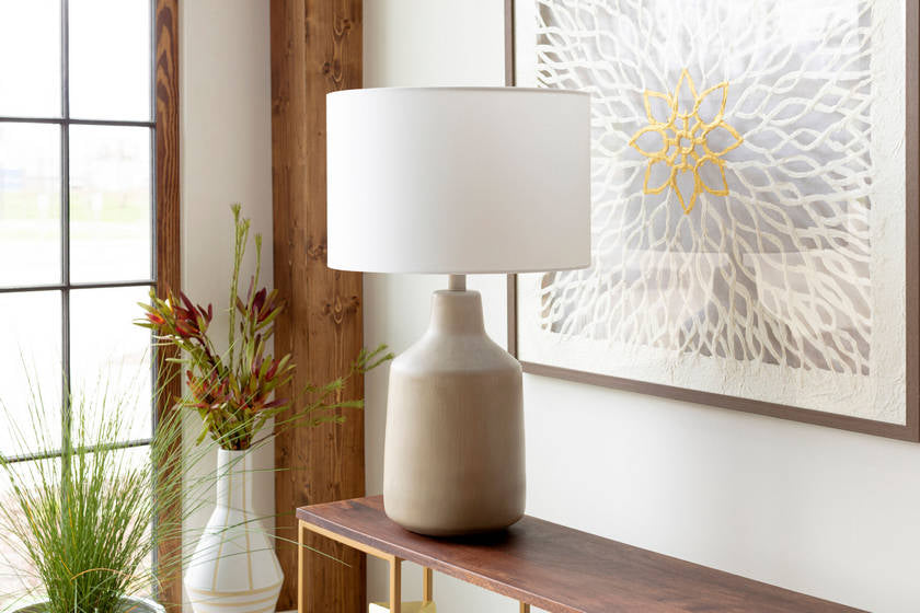 Klos Traditional Ivory Table Lamp