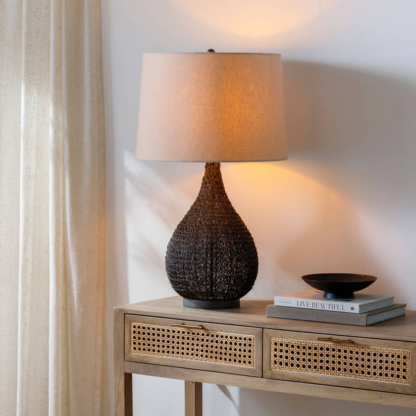 Cerrik Traditional Table Lamp