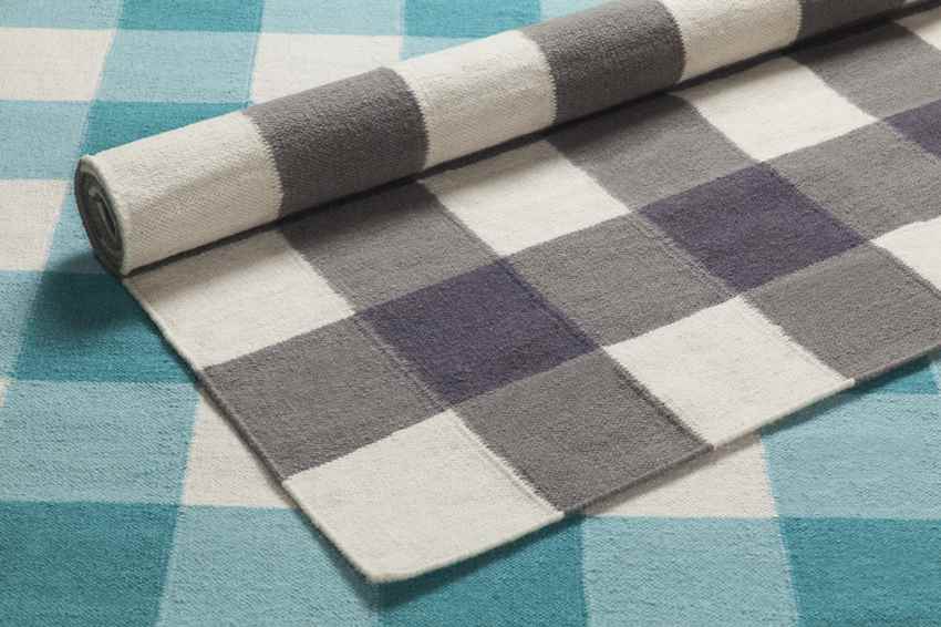 Gilbert Modern White / Aqua Area Rug