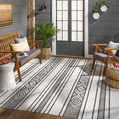 Aerdt Global Medium Gray Area Rug