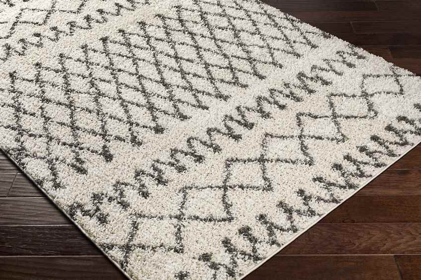 Harfsen Global Cream Area Rug