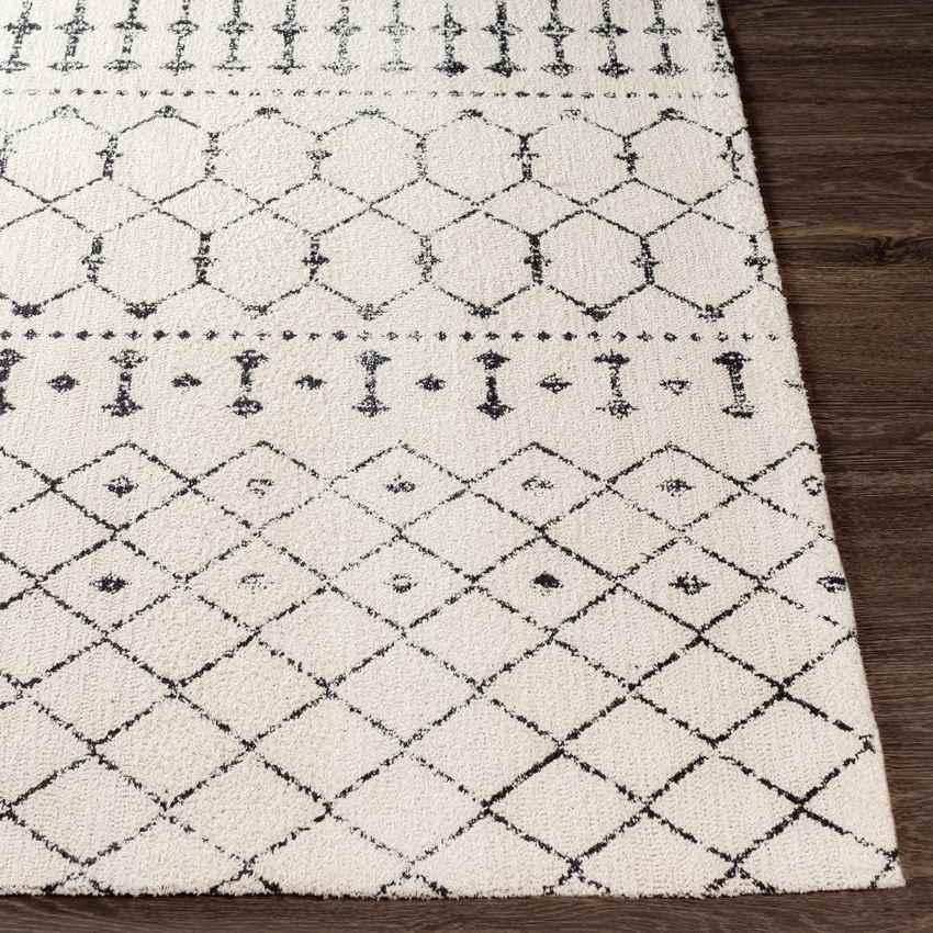 Nauerna Global Beige Area Rug