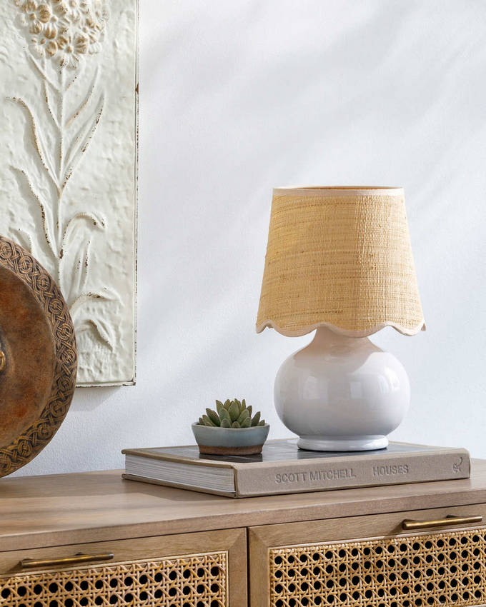 Kolleen Cottage White Table Lamp