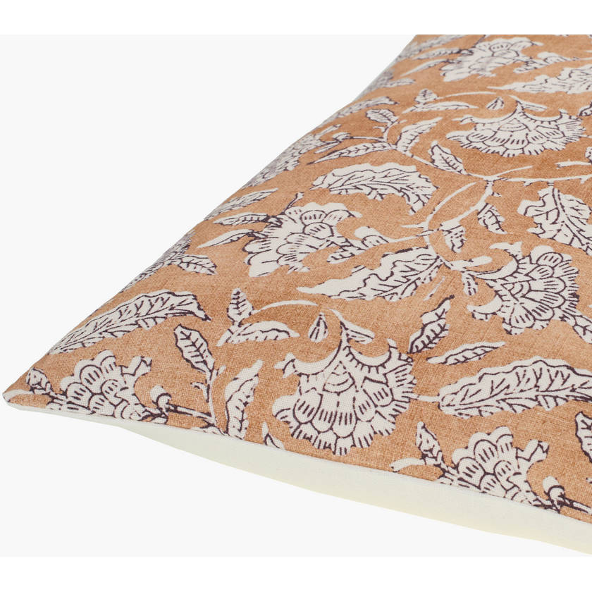 Alesia Brown/White Pillow Cover
