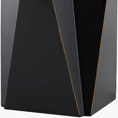 Tanaia Traditional White/Black Table Lamp