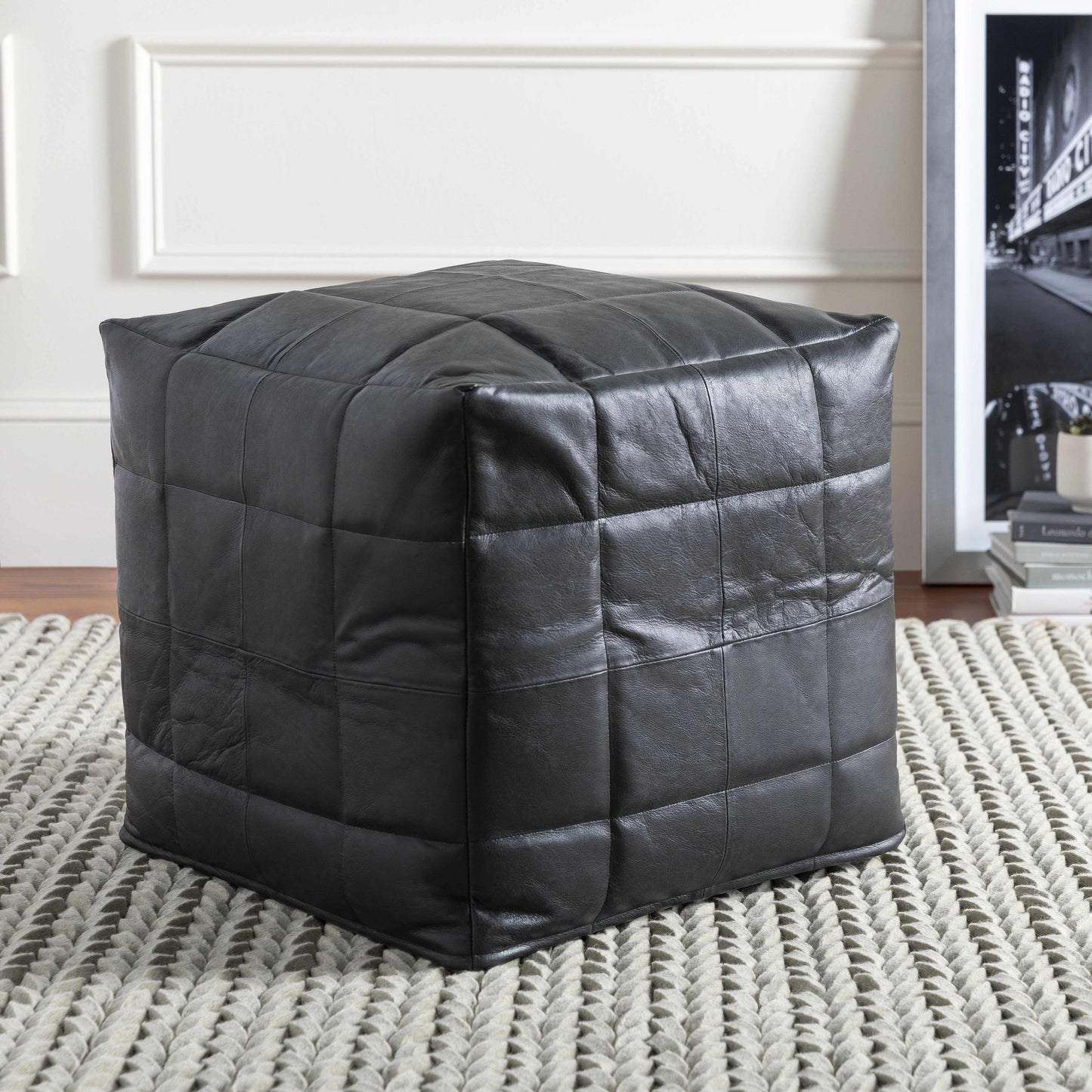 Schrems Black Pouf