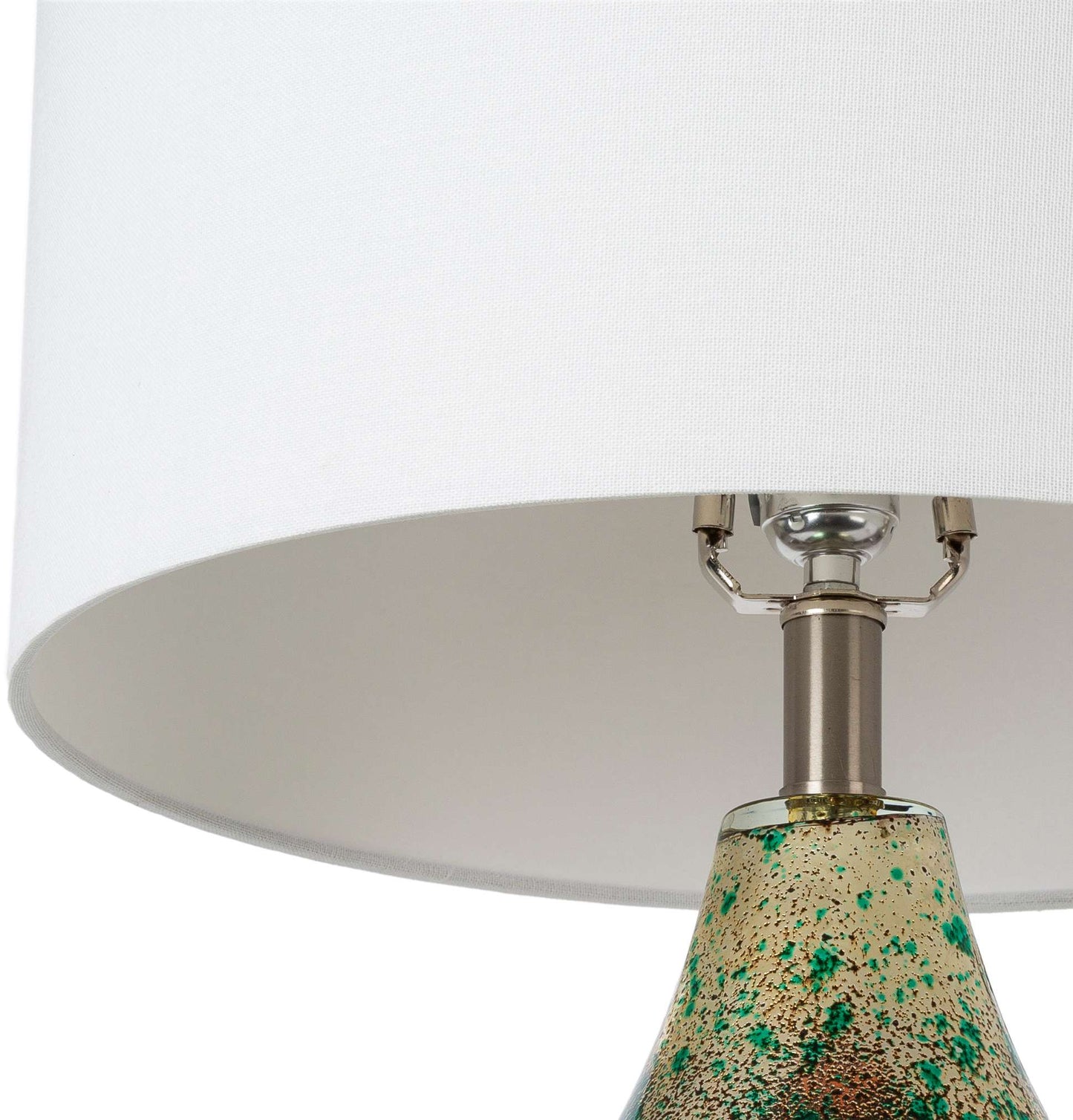 Waidring Traditional Table Lamp