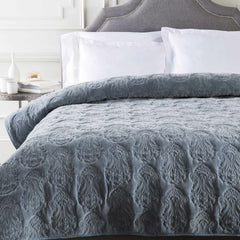 Bakar Medium Gray Bedding