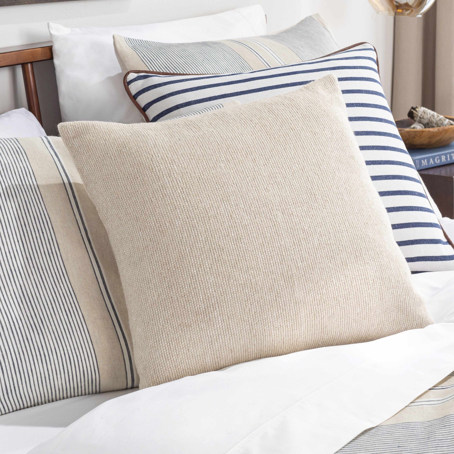 Ilz Ivory Pillow Cover