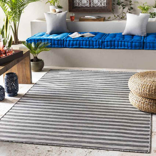 Alize Cottage Charcoal/Ivory Area Rug