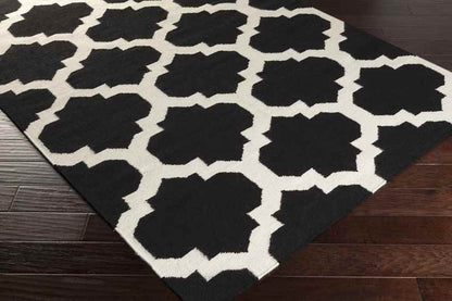 Avera Modern Black/Ivory Area Rug