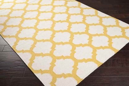 Wigton Cottage Ivory/Yellow Area Rug