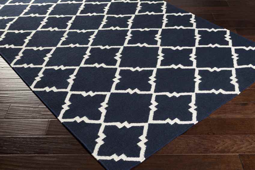 Selwerd Modern navy cream Area Rug