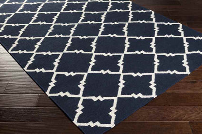Selwerd Modern navy cream Area Rug