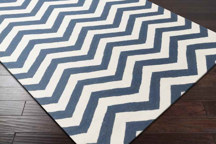 Escondido Modern Navy/White Area Rug