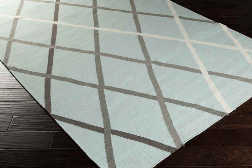 Evergreen Modern Sea Foam Area Rug