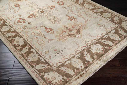 Goldville Traditional Beige/Moss Area Rug
