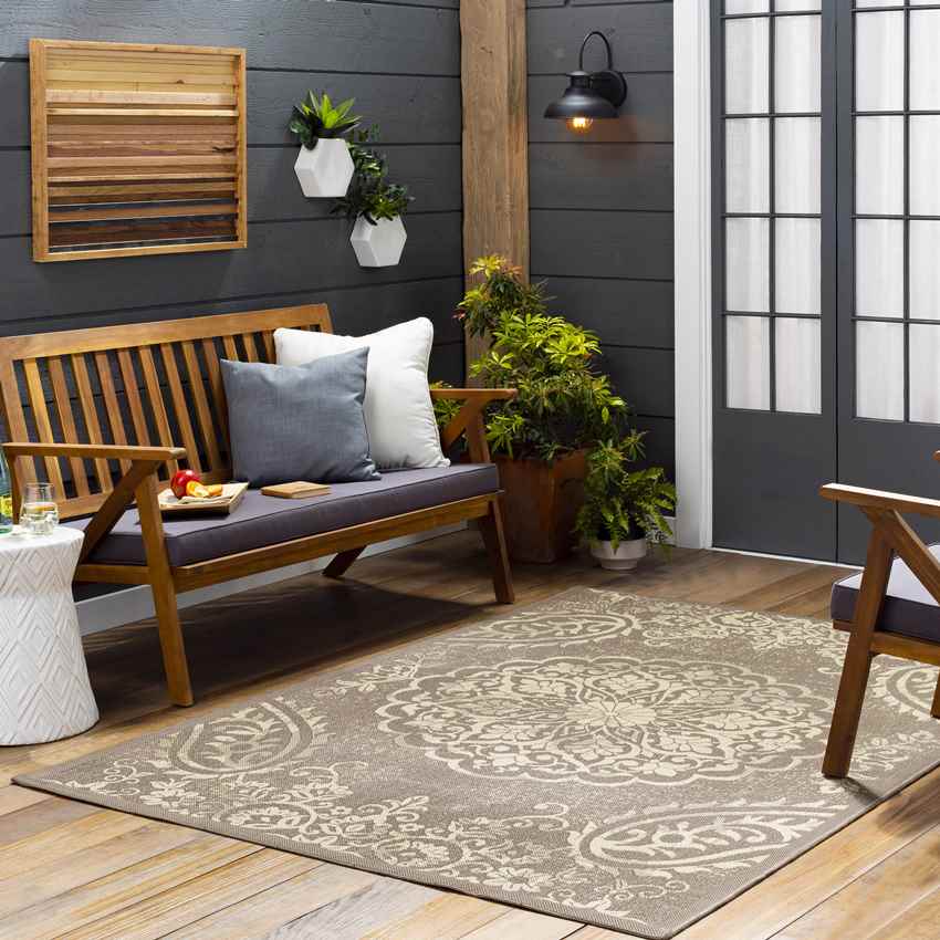 Honderd Traditional Dark Brown Area Rug