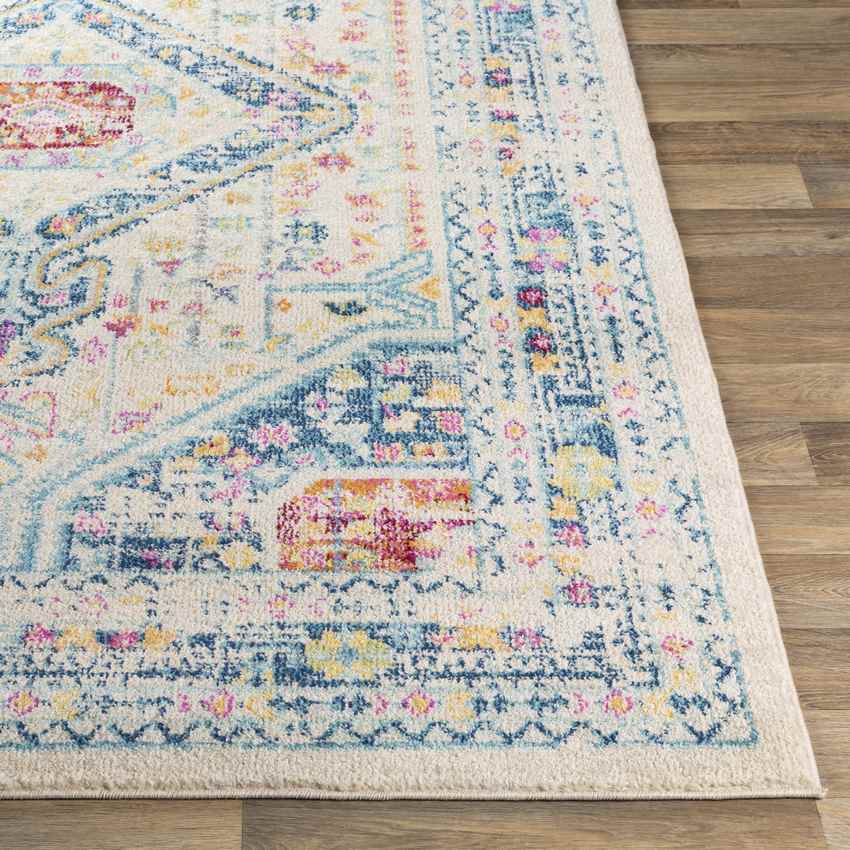 Vroenhout Traditional White Area Rug