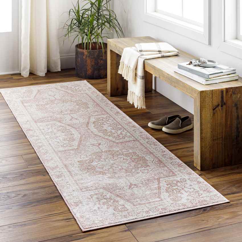 Bakkerom Traditional Cream Area Rug
