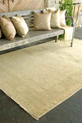Ouwendorp Traditional Light Gray Area Rug