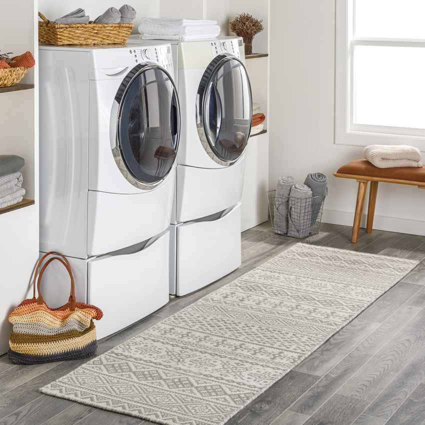 Spring Grove Global Cream Area Rug