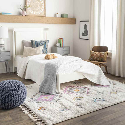 Swea Global Ivory Area Rug