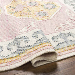 Lloyd Traditional Blush/Cream Area Rug