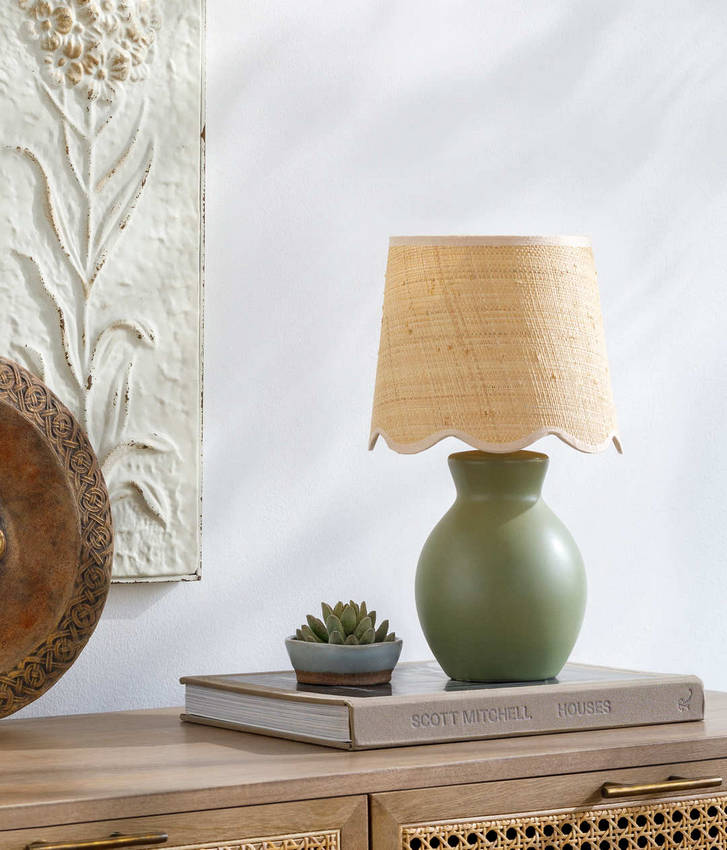 Reann Cottage Green/Beige Table Lamp