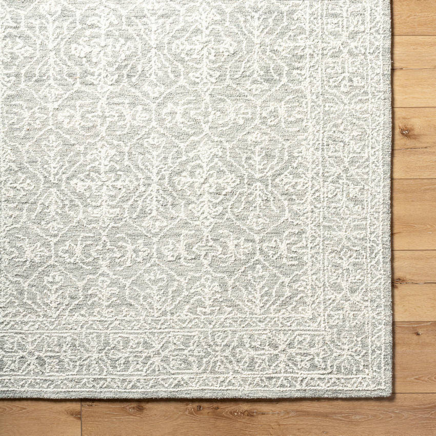 Henderson Traditional Off-White Area Rug
