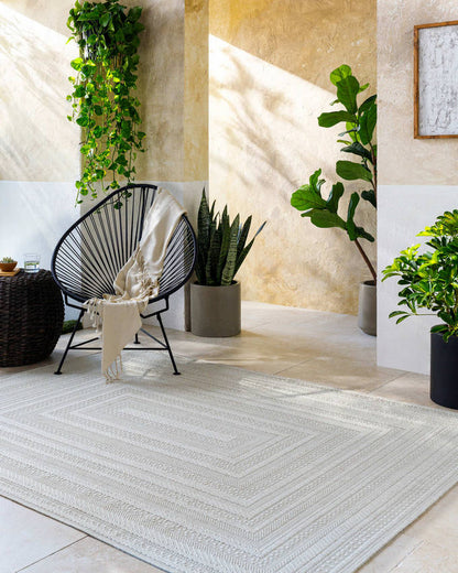 Zenia Cottage Light Gray Area Rug