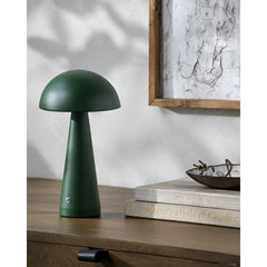 Aleasha Traditional Green Table Lamp