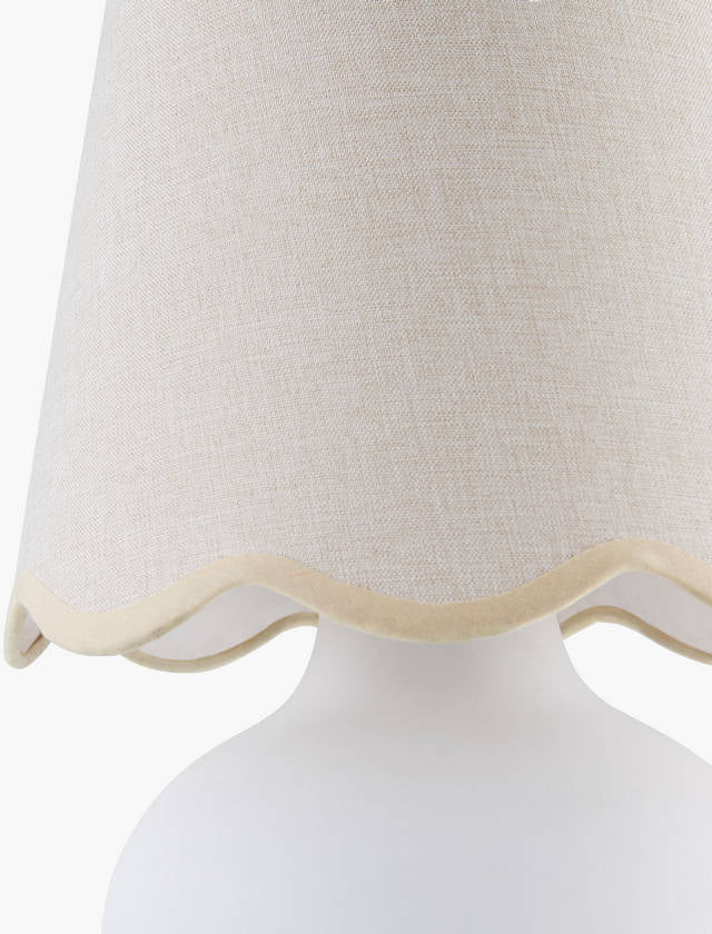 Kolleen Cottage Cream/White Table Lamp