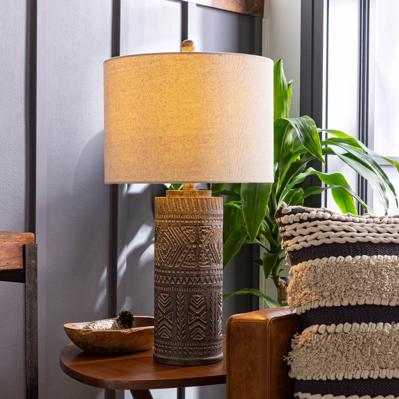 Jagerberg Modern Table Lamp