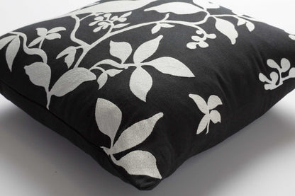 Nisse Black Pillow Cover