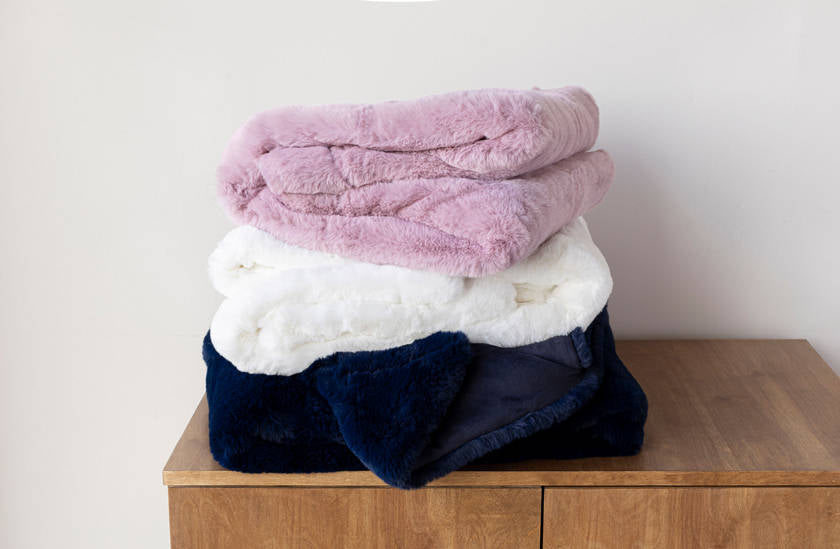 Scharnitz White Throw