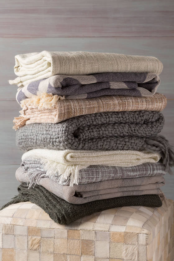 Sochau Lavender Throw